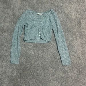 SO v neck cropped tight sweater size s